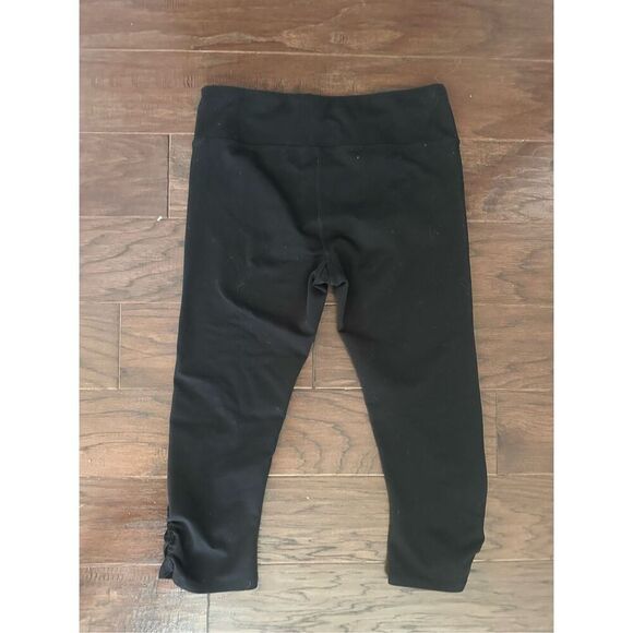 The North Face Black Crop Leggings Bunched Bottom Medium - Picture 2 of 5